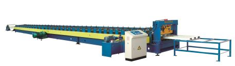 如何选择适合企业的冷库板生产线？关键因素全指南